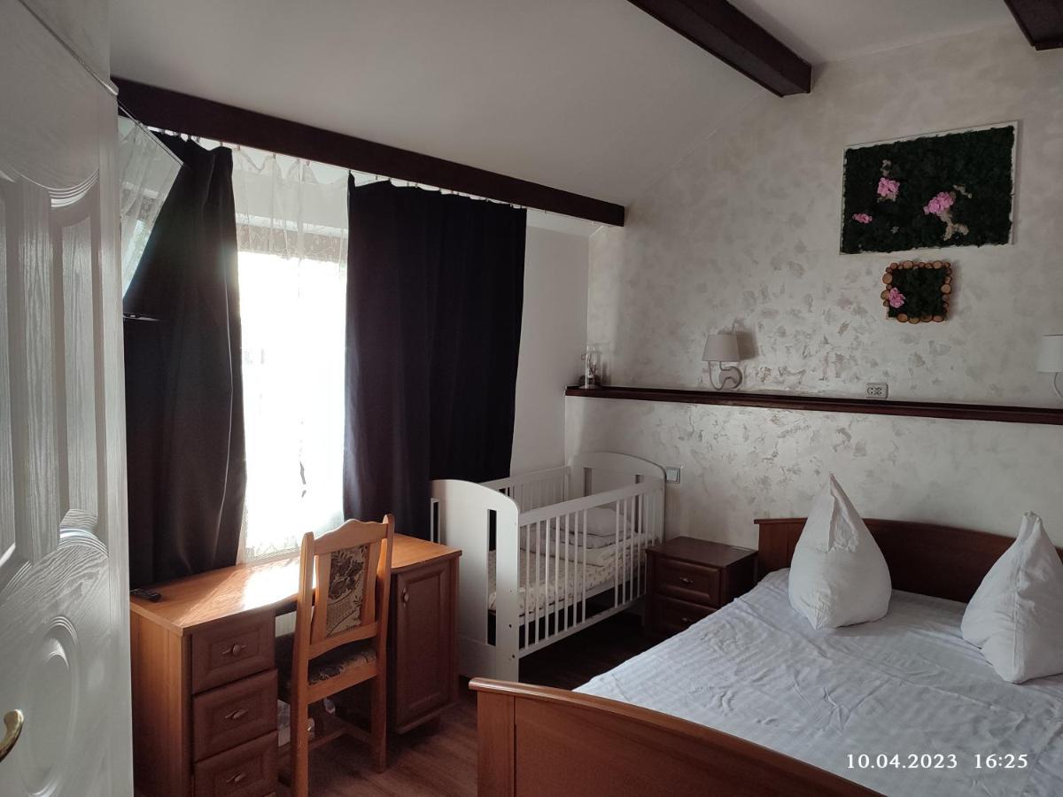 Homies Inn Celiny  Εξωτερικό φωτογραφία