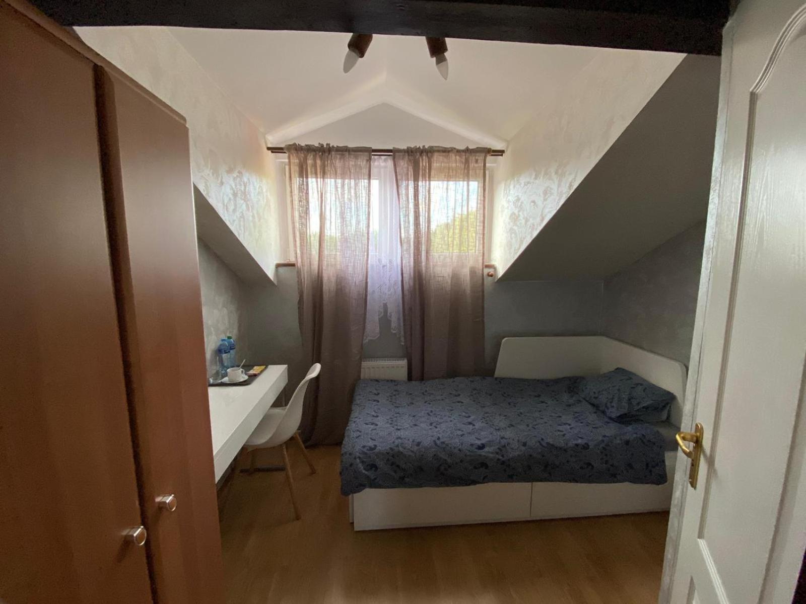 Homies Inn Celiny  Δωμάτιο φωτογραφία